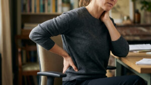 Patient having pain Patient having pain needing chiropractor